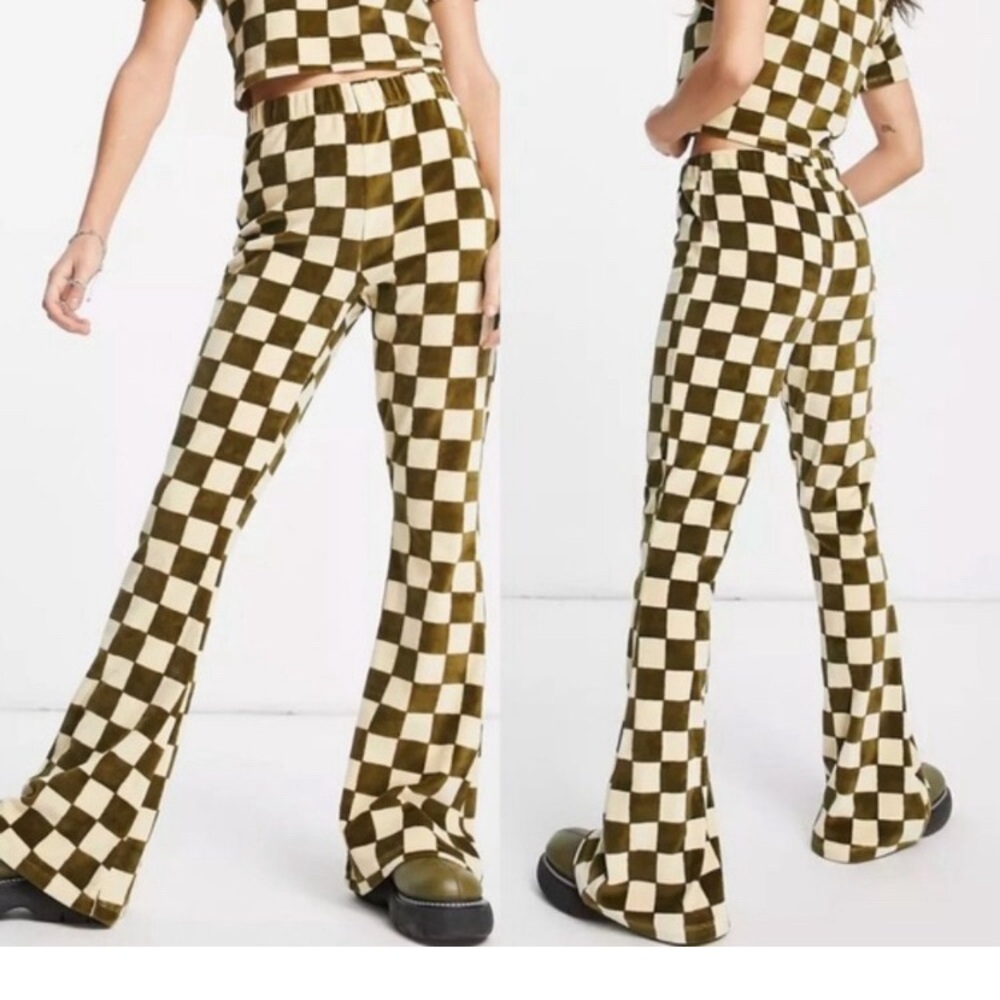 size 6 green - brown - cream checkerboard flare pants